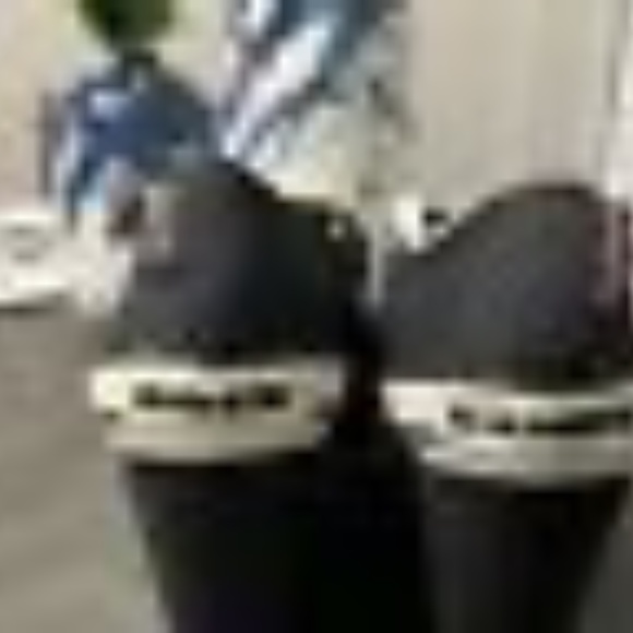 Women's Wedge Sandals Closed Toed Size 8 Black Rock Candy Brand Really Cute - Picture 4 of 5